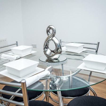 Luxuriant Apartments Northampton Luaran gambar