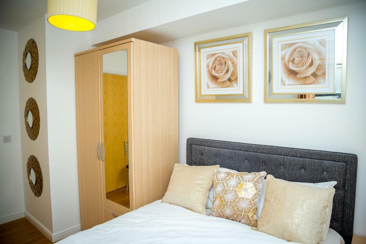Luxuriant Apartments Northampton Luaran gambar