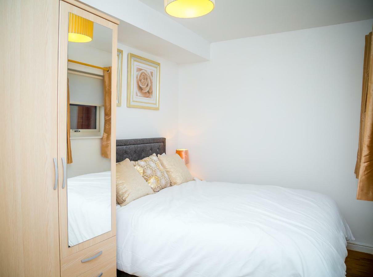 Luxuriant Apartments Northampton Luaran gambar