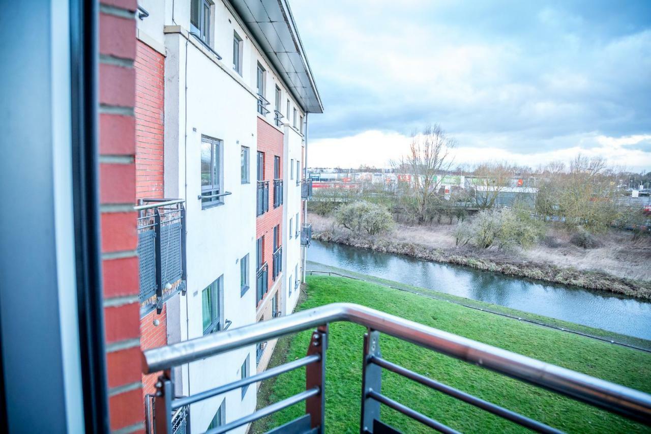 Luxuriant Apartments Northampton Luaran gambar